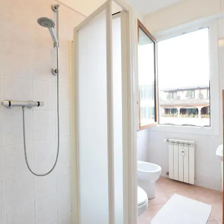 Lovely In With Wifi Apartamento Stresa