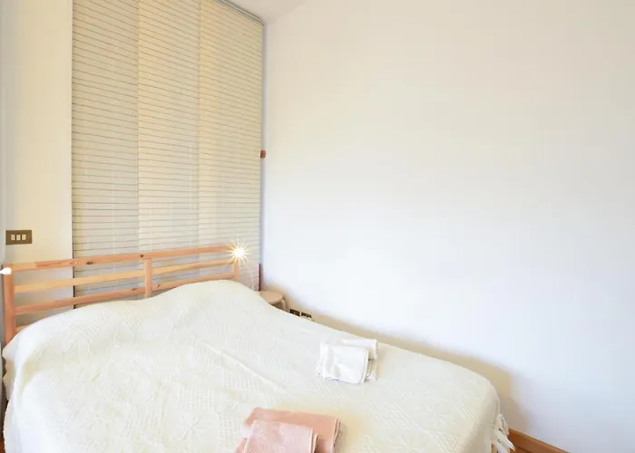 Apartamento Lovely In With Wifi Stresa