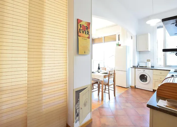 Lovely In With Wifi Apartamento